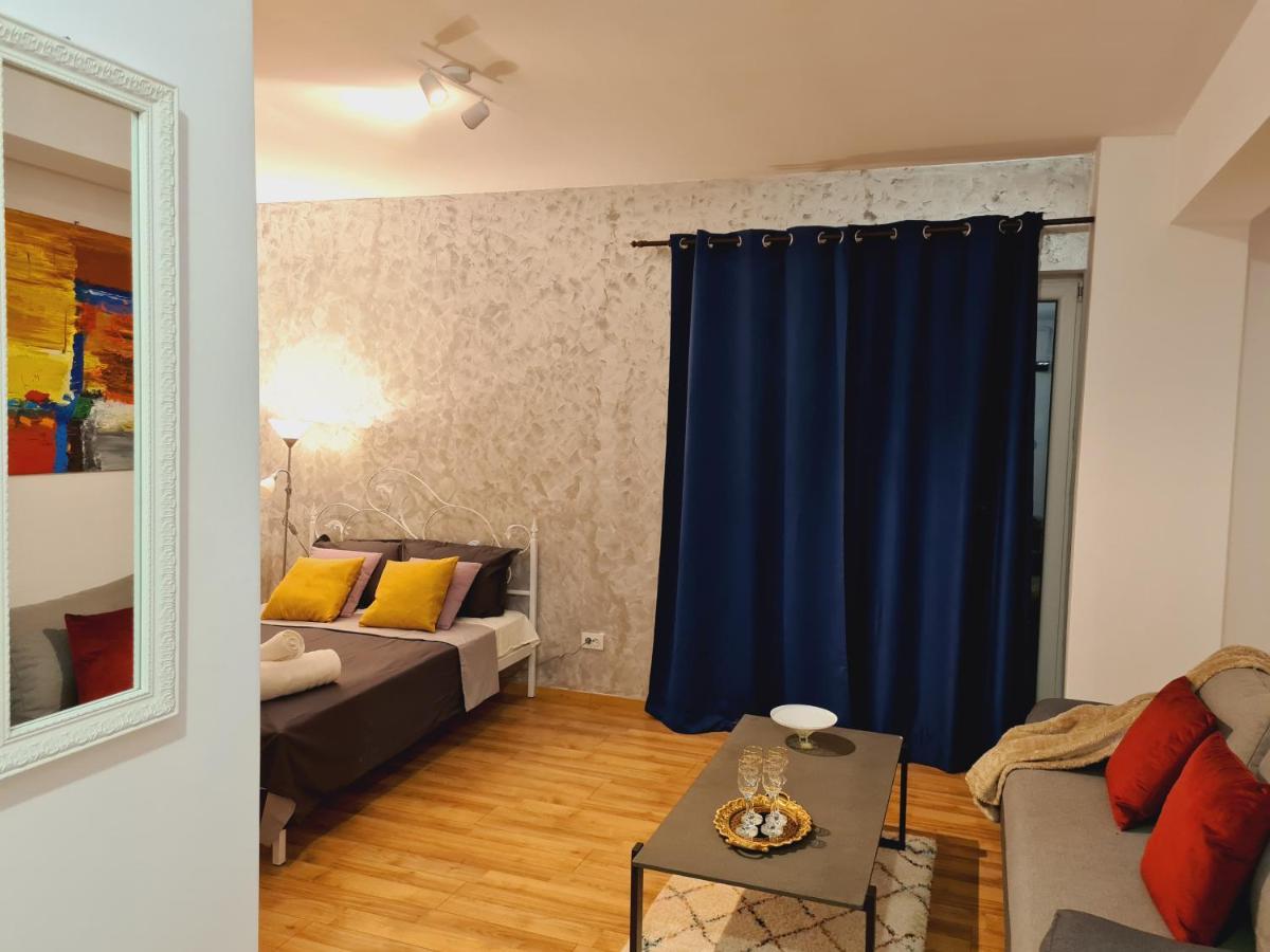 Ultracentral 5* Boutique Hotel Style Apartment. Brand New. 2 Rooms. Spacious. Free Parking 克卢日-纳波卡 外观 照片