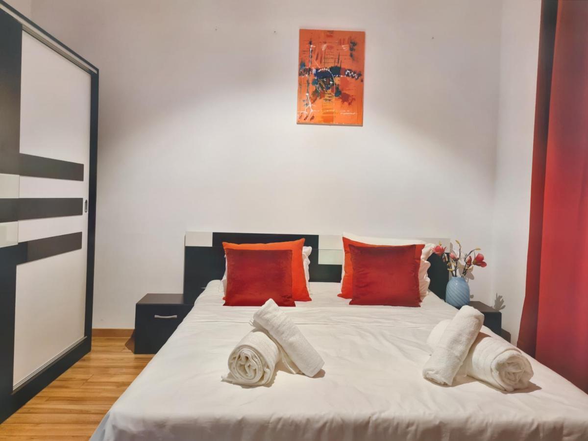 Ultracentral 5* Boutique Hotel Style Apartment. Brand New. 2 Rooms. Spacious. Free Parking 克卢日-纳波卡 外观 照片