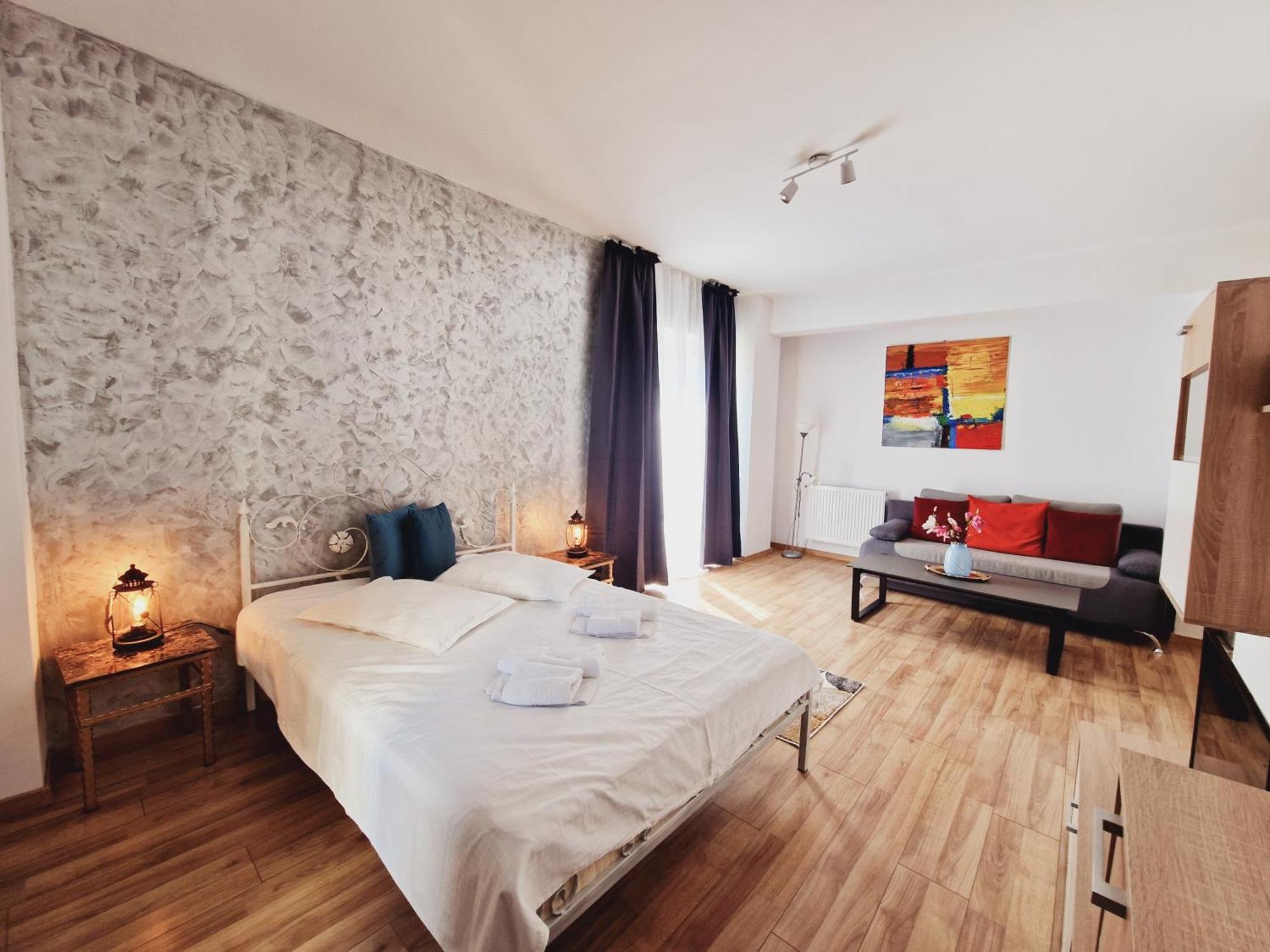 Ultracentral 5* Boutique Hotel Style Apartment. Brand New. 2 Rooms. Spacious. Free Parking 克卢日-纳波卡 外观 照片