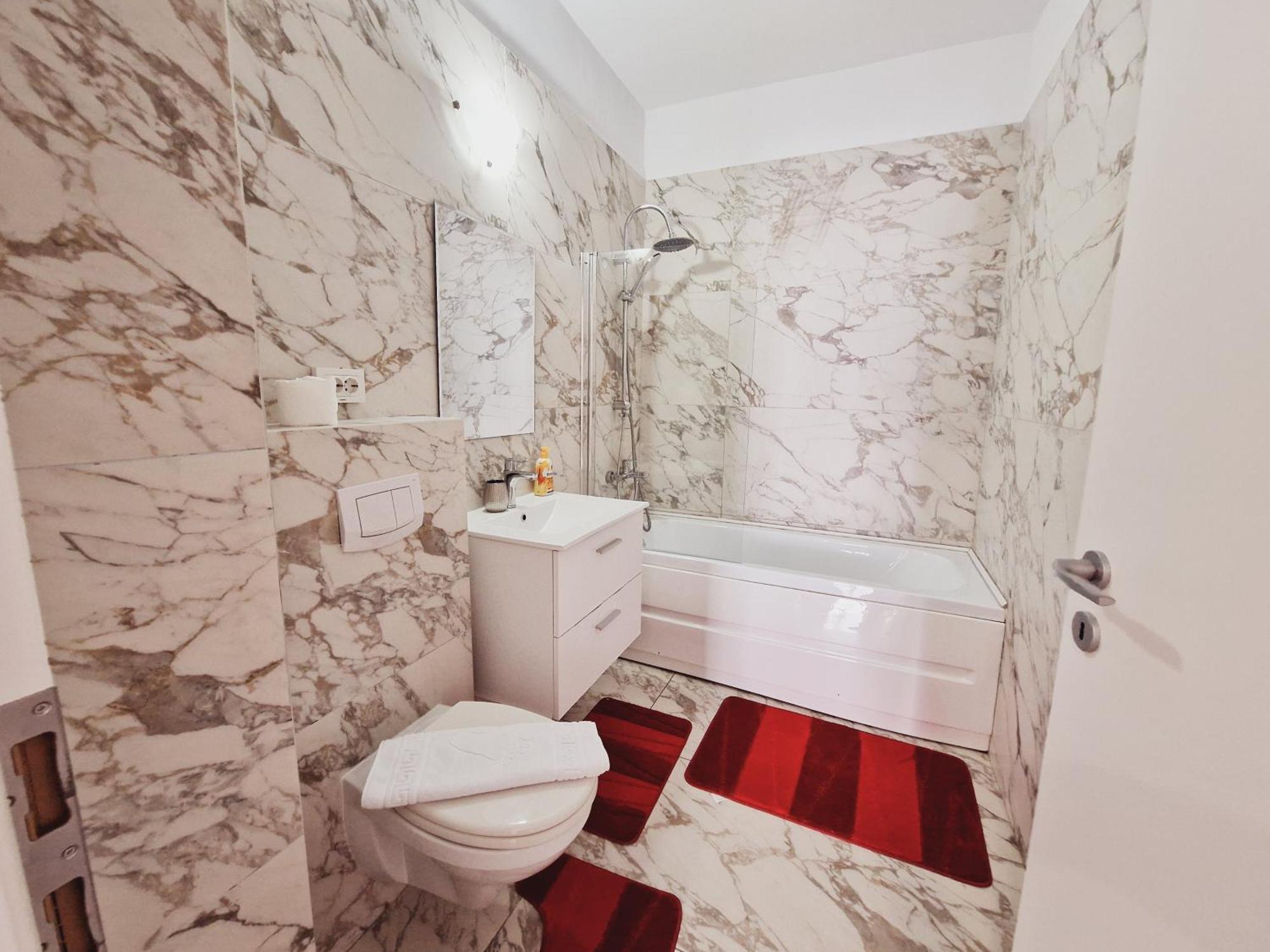 Ultracentral 5* Boutique Hotel Style Apartment. Brand New. 2 Rooms. Spacious. Free Parking 克卢日-纳波卡 外观 照片