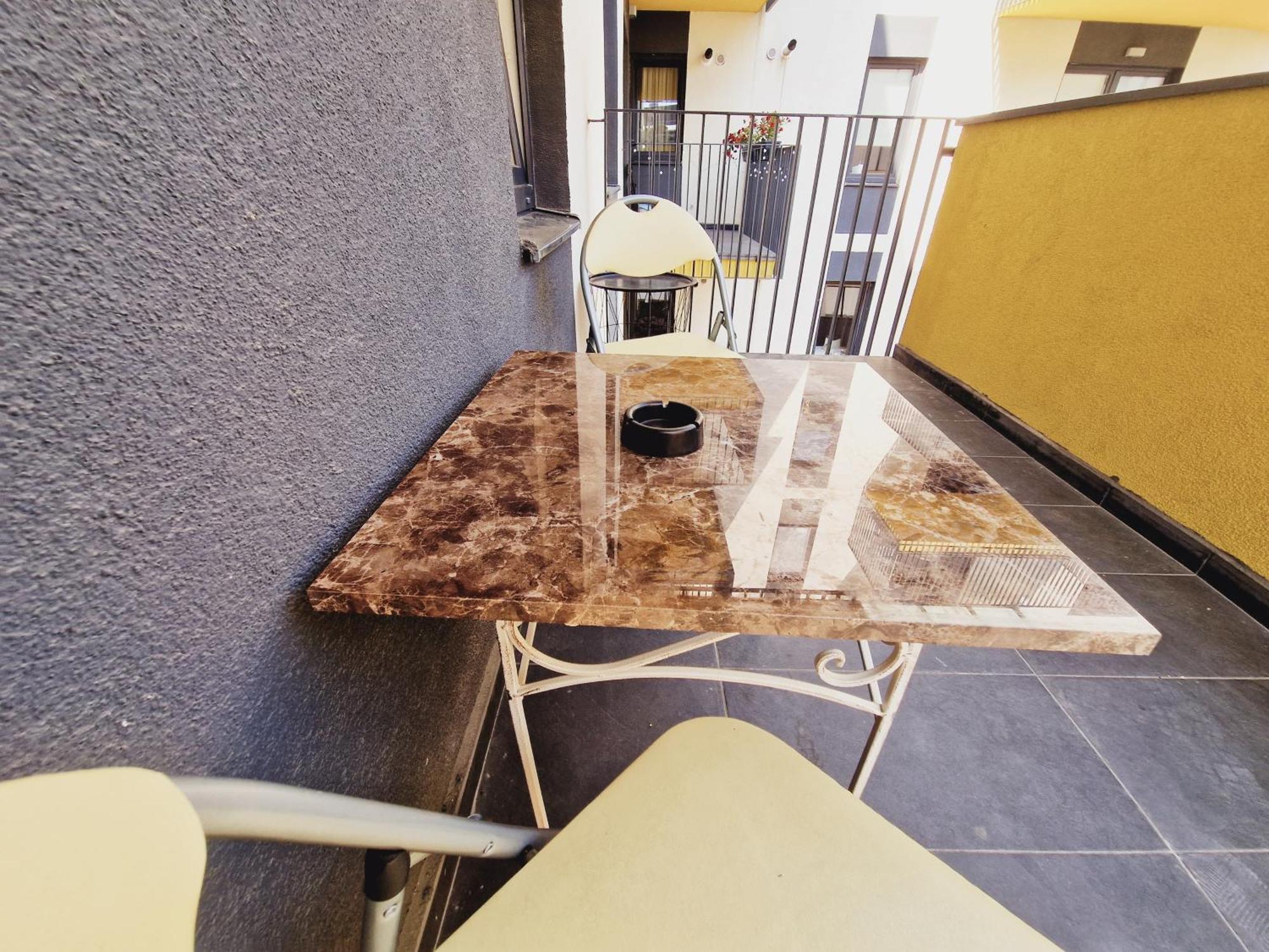 Ultracentral 5* Boutique Hotel Style Apartment. Brand New. 2 Rooms. Spacious. Free Parking 克卢日-纳波卡 外观 照片